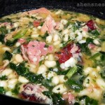 ham and beans with spinach in a slow cooker
