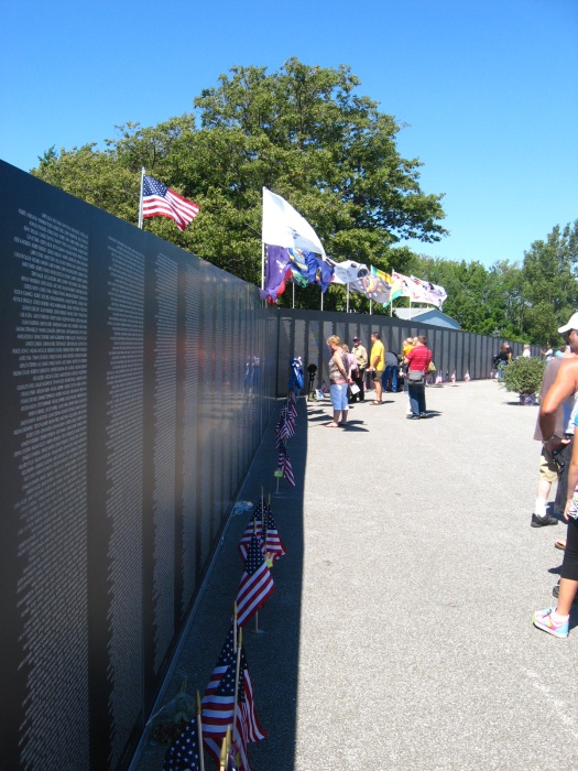 The Wall: American Veterans Traveling Tribute