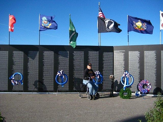 The Wall: American Veterans Traveling Tribute
