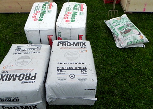 peat moss promix and cow manure