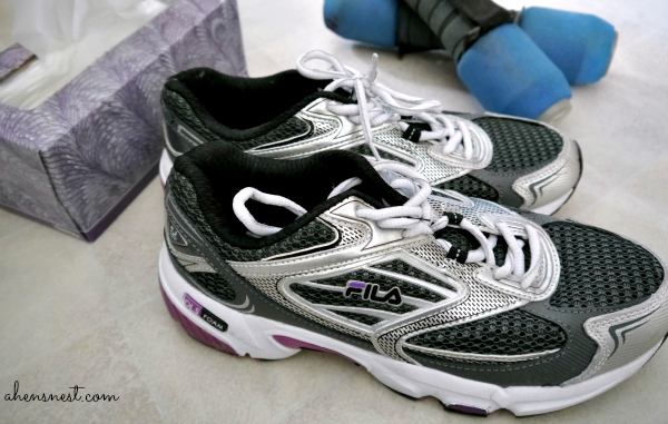 workout shoes weights and tissues