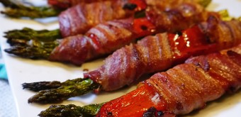 bacon-wrapped asparagus and pepper