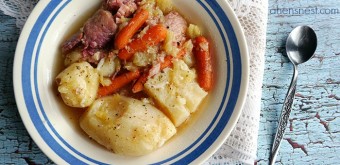 ham-pineapple-potatoes-carrots-slow-cooker
