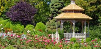 Spring rose garden gazebo - photo courtesy of ©perlphoto - Fotolia.com