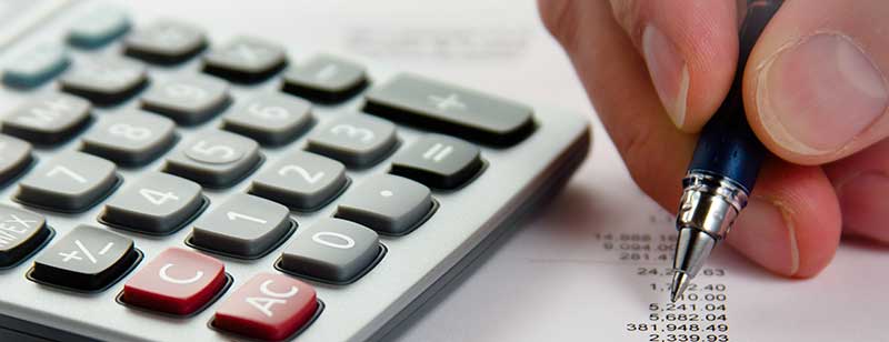 calculator-figures-budget